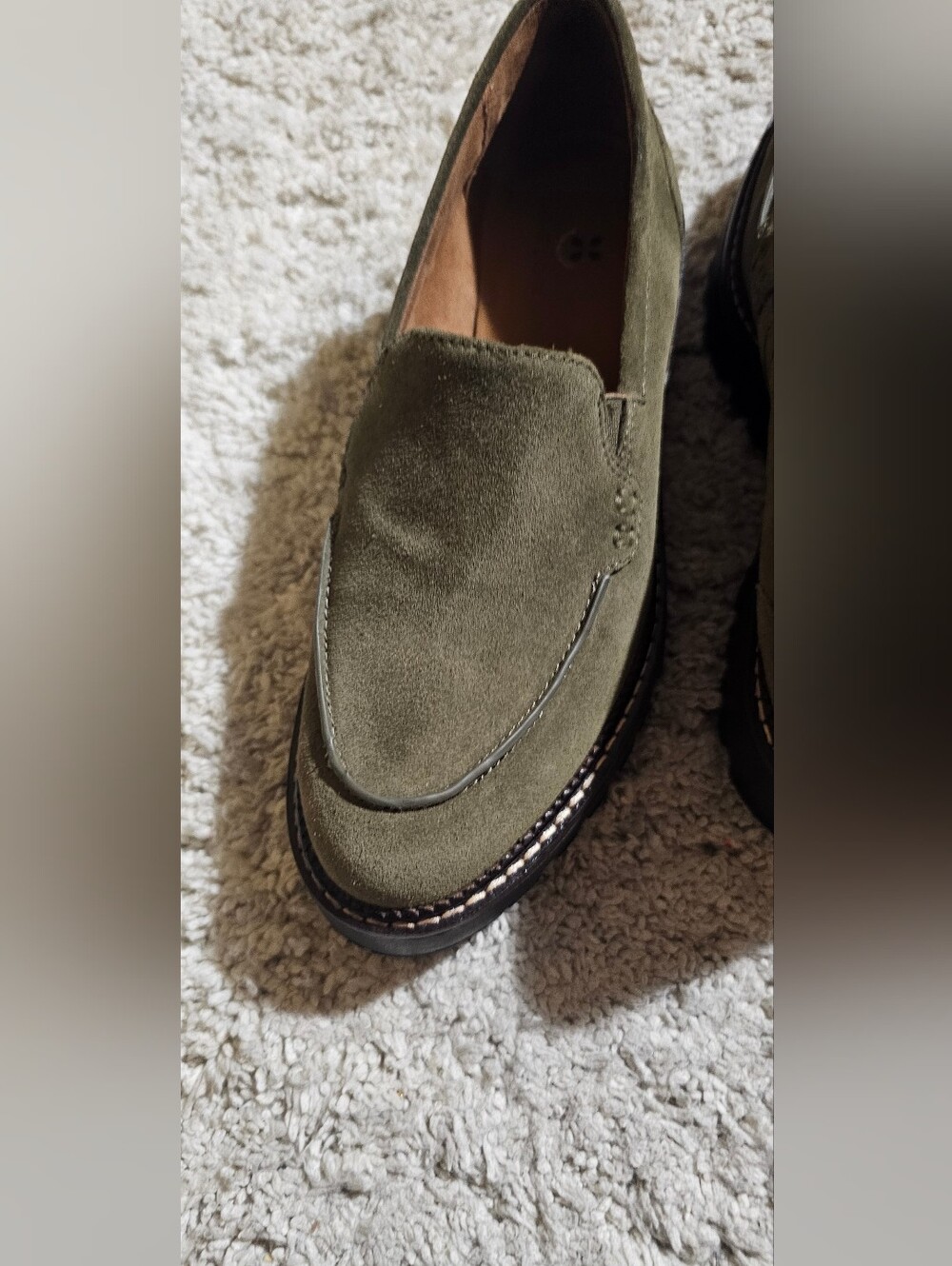 Caslon Olive Green Loafer Pre owned in Excellent condition W Size 6.5 - Picture 4 of 9
